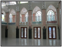 ornamen interior masjid