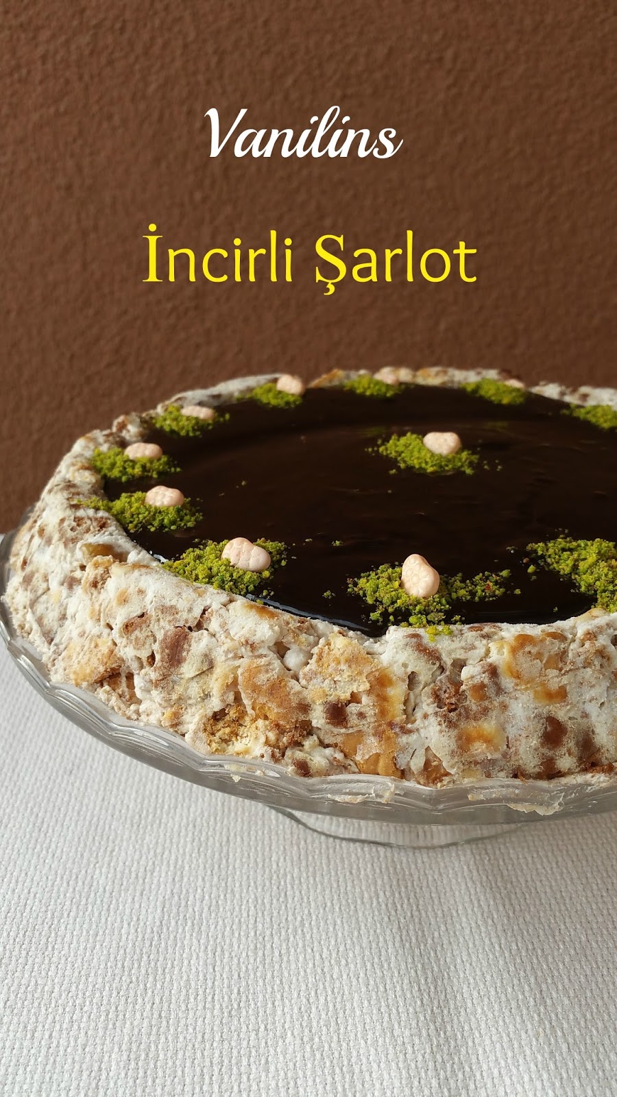 Pratik Dondurmalı Şarlot Pratik Dondurmalı Şarlot