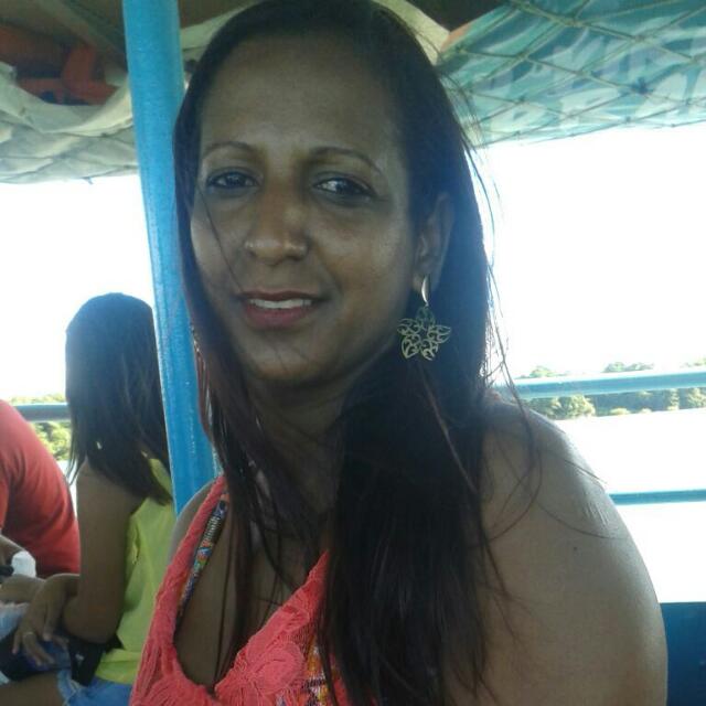 Recepcionista do DPT morre em acidente na estrada de Quicé Recepcionista do DPT morre em acidente na estrada de Quicé
