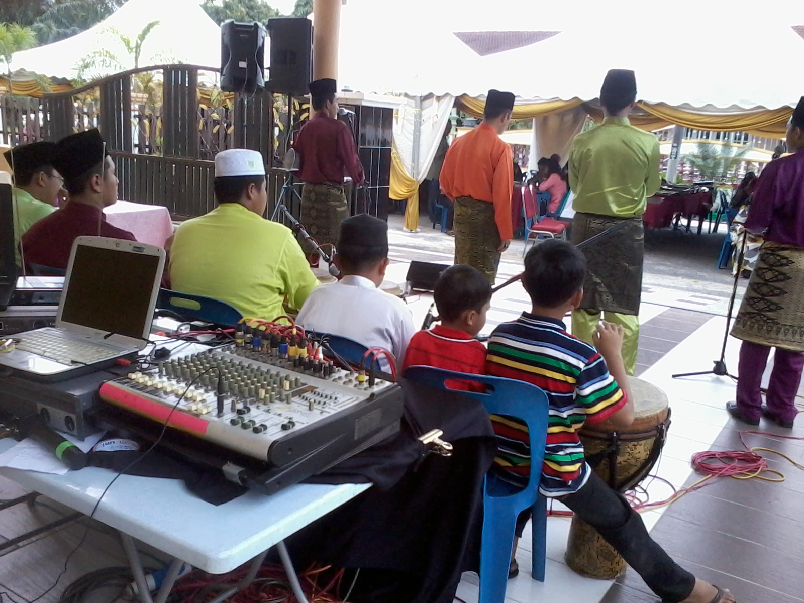 DJ PERKAHWINAN & PA SISTEM ( PERAK ) 24/8/2013 Sabtu Setup PA Sistem