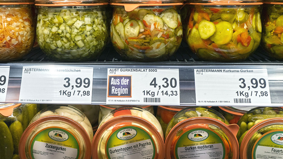 Food Retail Poisk Otvetov Na Nezadannye Voprosy Edeka Kempermarkt V Ahlen Germaniya Fotoreportazh