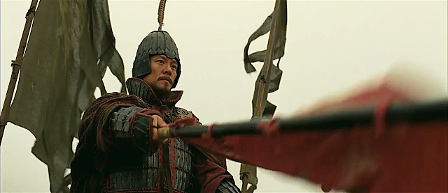 Fu Jiān's force was composed of many smaller armies levied from the conquered northern territories, along with cavalry drawn from the nomadic peoples of the north (the steppe Xianbei and Xiongnu tribesmen). Most men had little or no loyalty to the Former Qin, many more were forced to join or joined only because of military rations and pay. Many regiments had problems following orders as instructed by their commanding officers, many were also very poorly armored. Fu was forewarned of the poor training of his heterogeneous army, but instead chose to rely on the vast number of men that made up the army, saying, "My army is so huge that if all the men throw their whips into the Yangtze, its flow will be stopped," (投鞭断流)