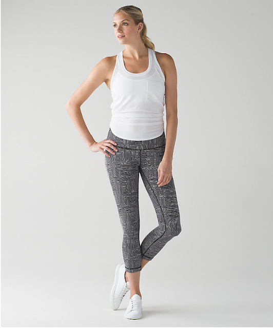 https://api.shopstyle.com/action/apiVisitRetailer?url=http%3A%2F%2Fshop.lululemon.com%2Fp%2Fwomen-crops%2FWunder-Under-Crop-III-Luon%2F_%2Fprod7390500%3Frcnt%3D16%26N%3D1z13ziiZ7vf%26cnt%3D71%26color%3DLW6AAMS_026876&site=www.shopstyle.ca&pid=uid6784-25288972-7