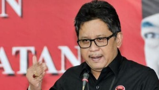 Laporkan Kepala Daerah Dukung Jokowi, Hasto Nilai Tim Prabowo Panik