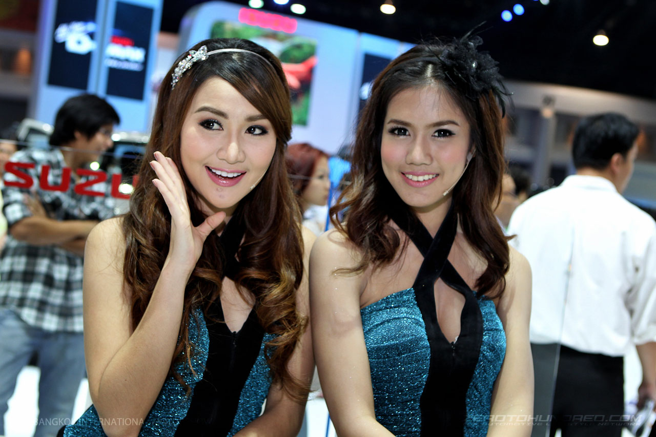 Automotive Trend Center Thai Girls At The 2012 Bangkok
