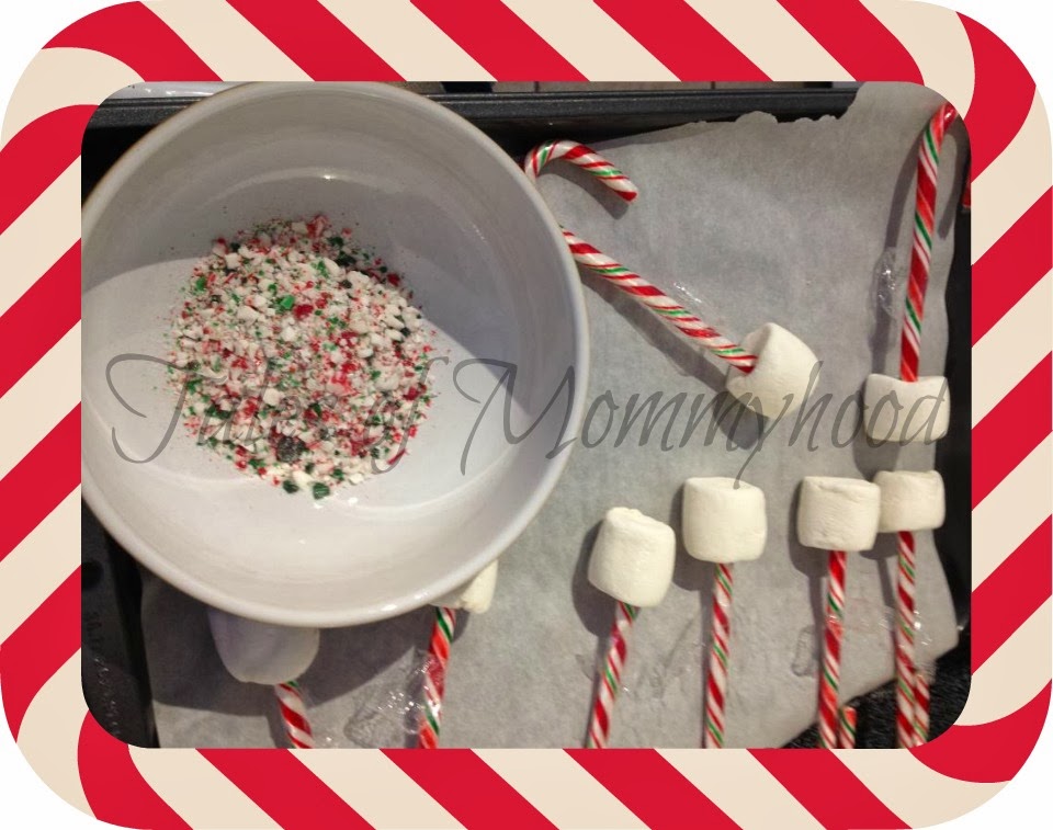 Tales of Mommyhood Candy Cane Marshmallow Hot Chocolate Dippers