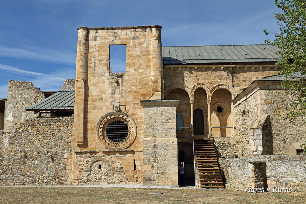 Monasterio de Santa María de Carracedo