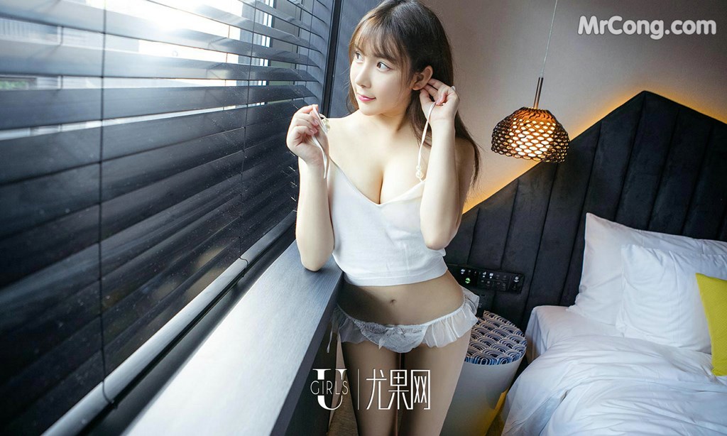UGIRLS - Ai You Wu App No.884: Model Xiao Tu (小兔) (40 photos)