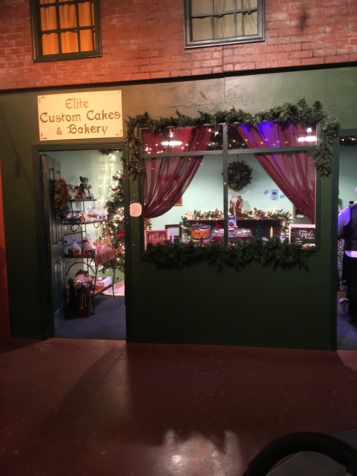Charles Dickens' Christmas Towne Toddlin' Around Tidewater