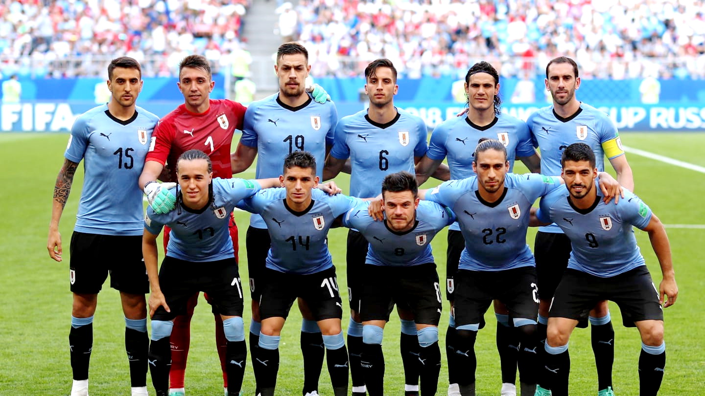 EQUIPOS DE FÚTBOL: SELECCIÓN DE URUGUAY contra SELECCIÓN DE RUSIA 25/06