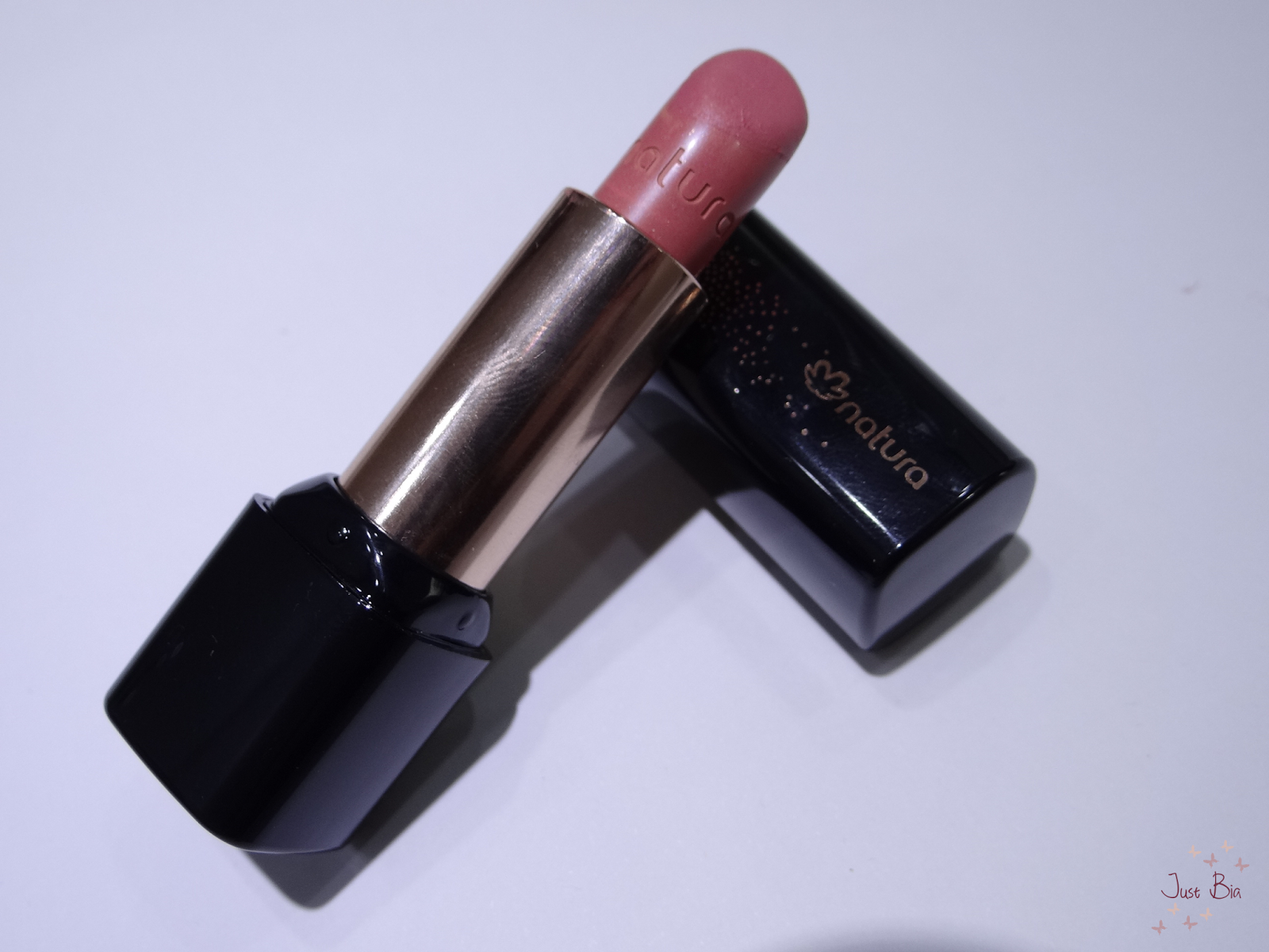 Resenha Batom Matte Natura Una Rosa 50 Bianca Schultz