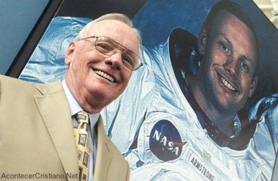 Murió Neil Armstrong, el cristiano que fue el primer hombre que pisó la Luna Astronauta cristiano Neil Armstrong