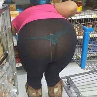 20 mulheres que usaram leggings de forma errada 20 mulheres que usaram leggings de forma errada