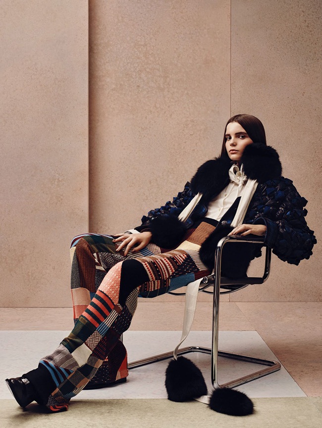 Vogue China October 2015, Michelle Van Bijnen Céline 2015 AW Big Fur Pompoms Scarf Editorials