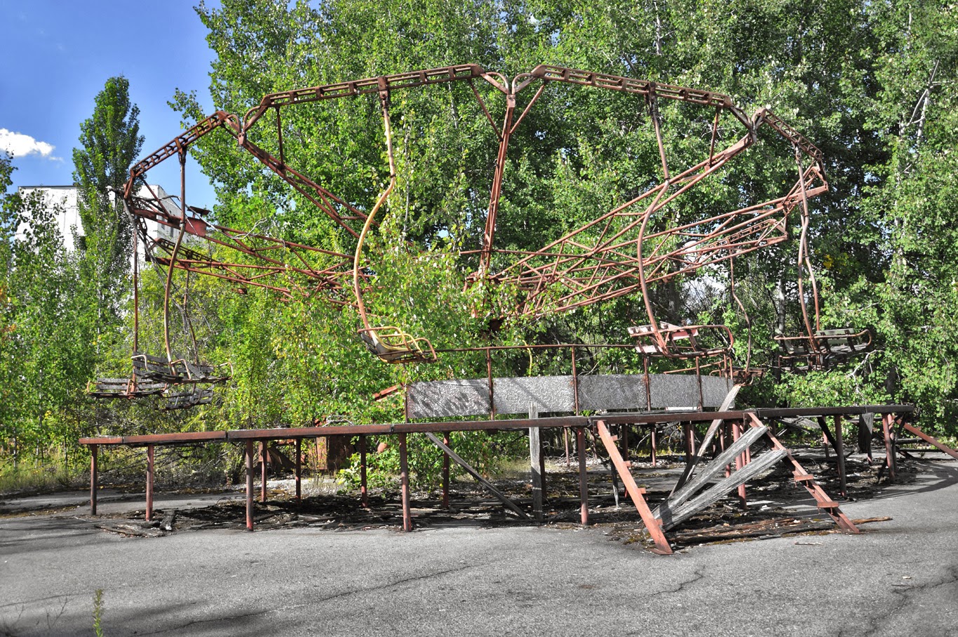 amusement park in pripyat chernobyl ukraine fanfair czernobyl prypeć