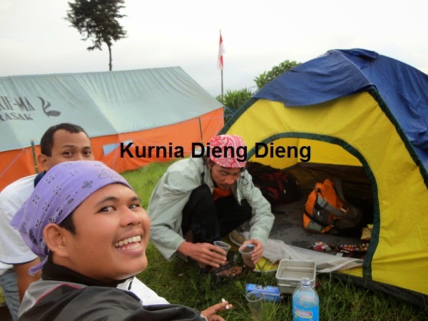 peserta-camping-dieng