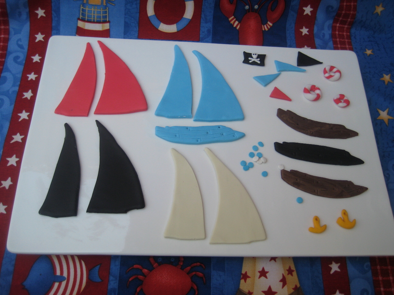 Bubble and Sweet Build a Boat sail boat and pirate ship cookies for Kids to decorate themselves