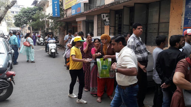Wagh Bakri Tea Group Volunteers to Help the People outside BANKS & ATM's Wagh Bakri Tea Group Volunteers to Help the People outside BANKS & ATM's