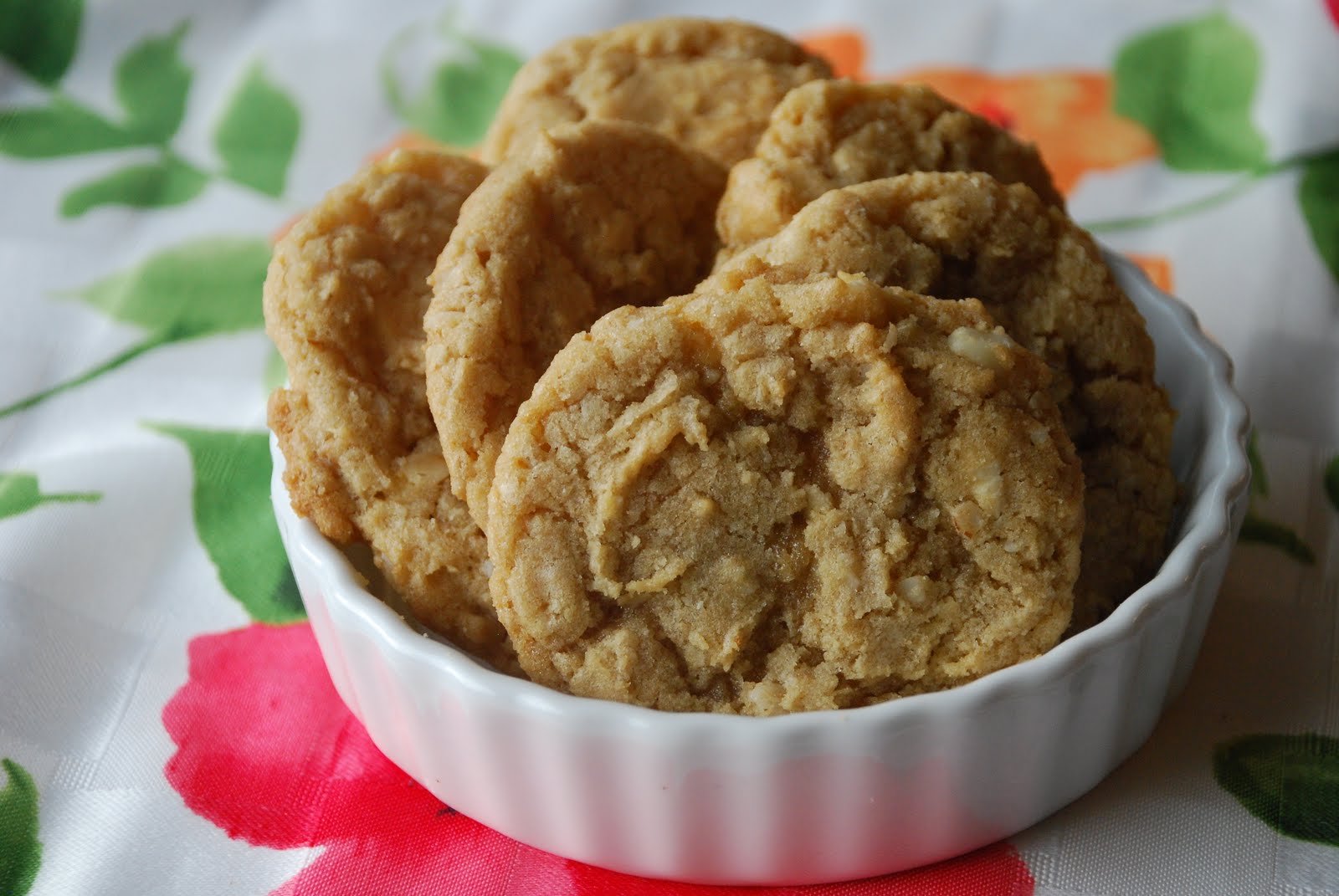 Everyday Insanity... Hawaii and Macadamia Cookies