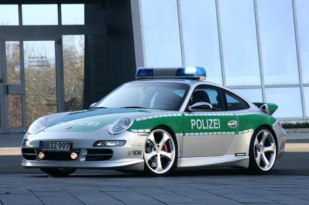 viatura policial áustria porsche 911 carrera verde e cinza