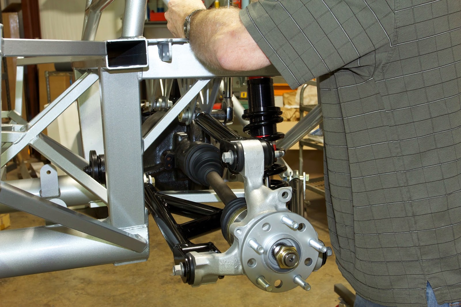 MR. BRADY BUILDS A CAR SUSPENSION AND BRAKES