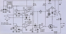 Electronique Electricite Schema Chargeur De Batterie A Panneau