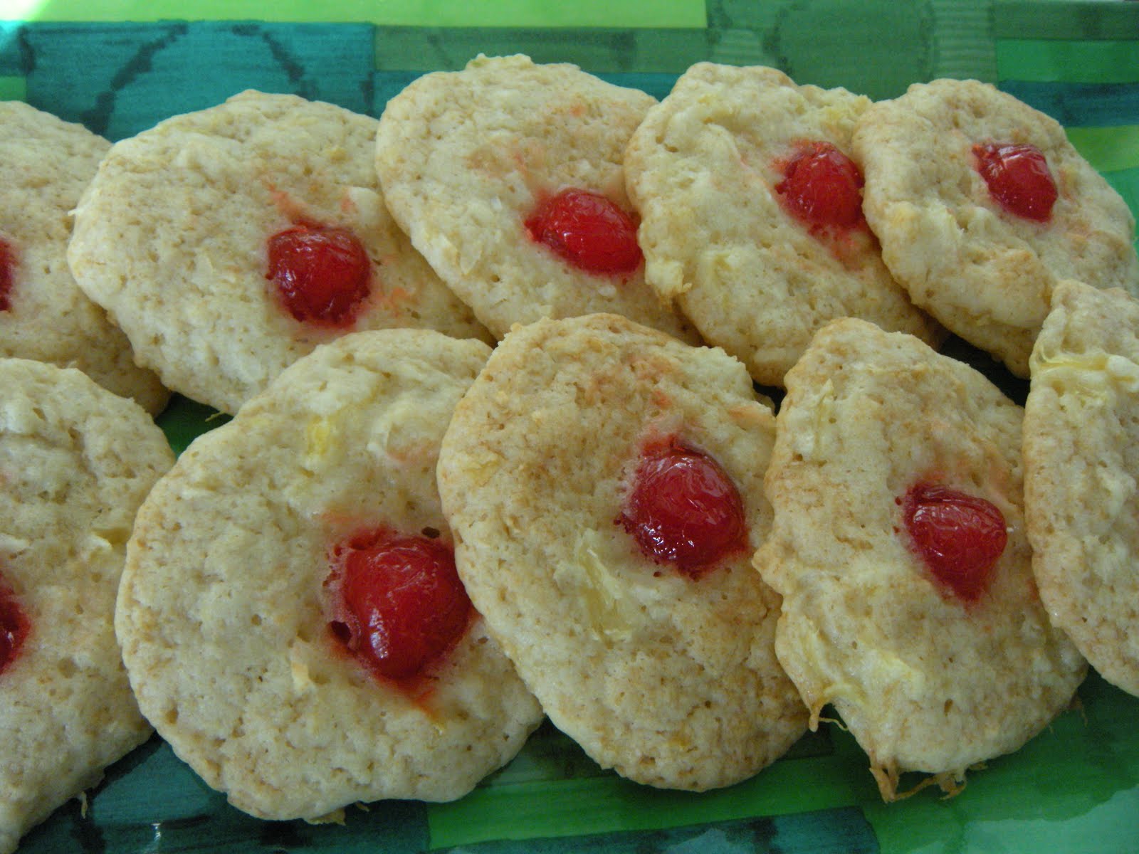 Whatcha Makin' Now? Hawaiian Cookies (with Coconut, Pineapple, and
