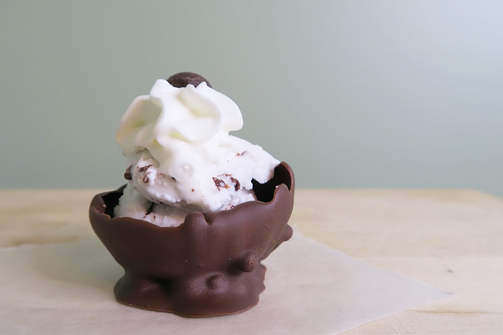 Blackberry Morning Chocolate Dessert Bowls