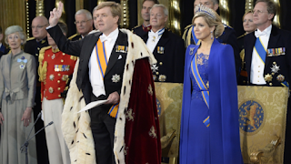 Vijf jaar koning Willem-Alexander in twee NOS-uitzendingen op NPO 1
