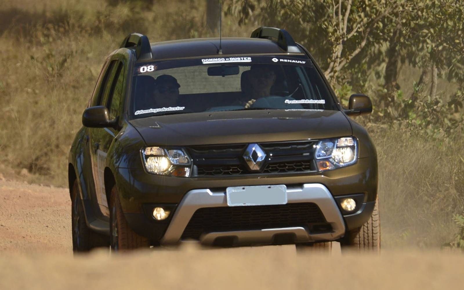 Renault Duster 2017 Images Stock Photos Vectors Shutterstock