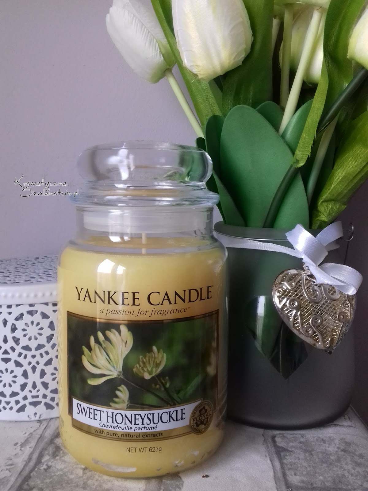Kosmetyczne szaleństwo Yankee Candle Sweet Honeysuckle