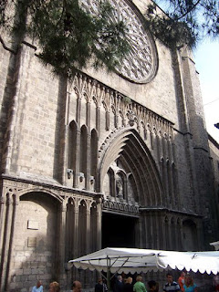 Rincones con encanto de Barcelona. Barcelona turismo. Gaudí. .Maravillas de Barcelona