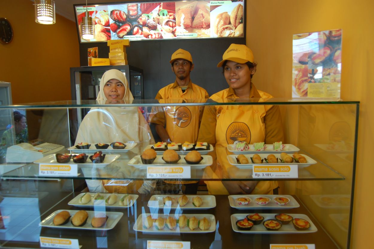 masakan kuliner: TOKO KUE.1