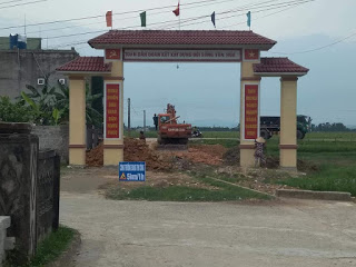 Chuyện cổng làng ở Hà Tĩnh trên mương nước