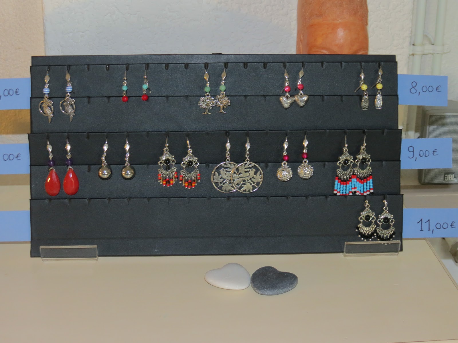 Lot De 12 Paires De Boucles D'oreilles Strass - Avec Présentoir - Neuf Sans Emballage