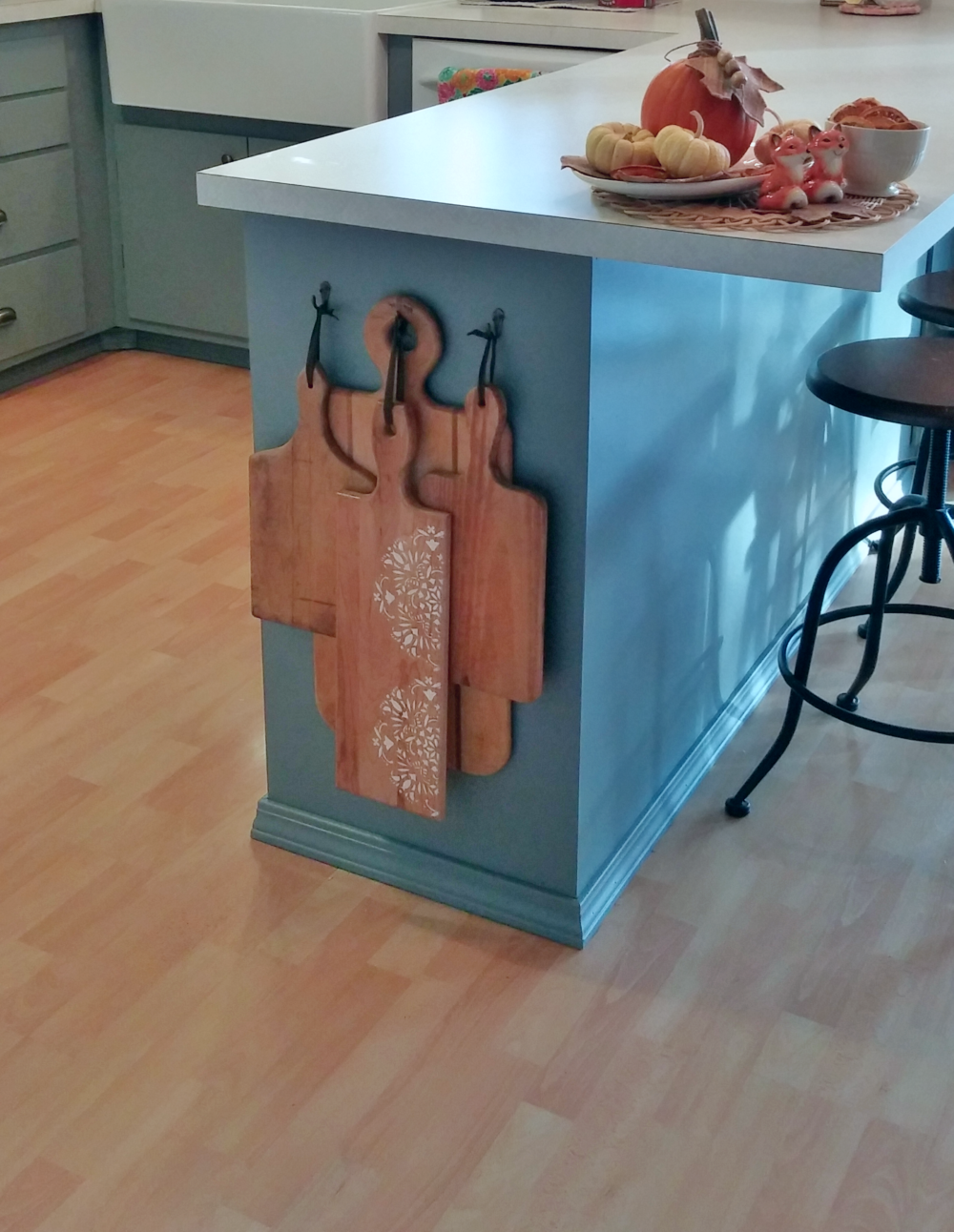 DIY Moroccan Cutting Board & How to Display Your Cutting Boards