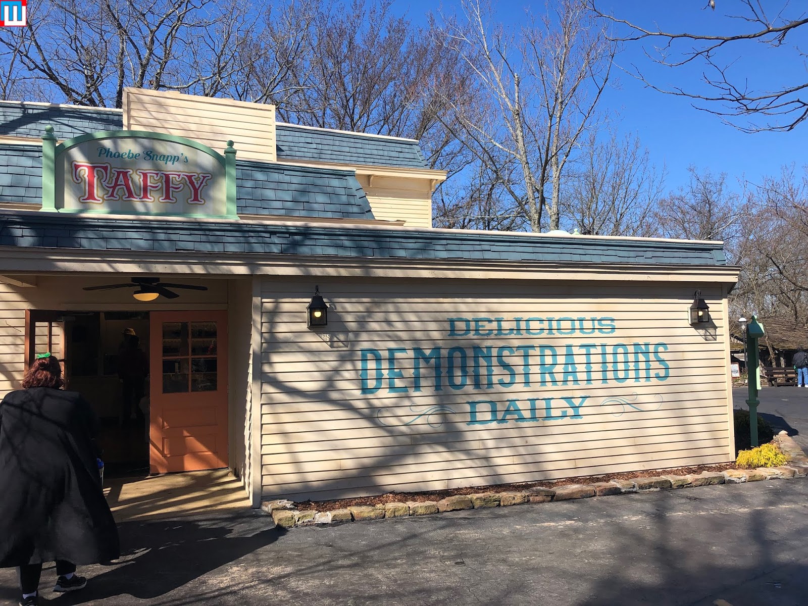 MidwestInfoGuide Taffy Store (SDC)