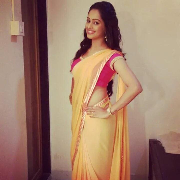 Mugdha Chaphekar Hd Photos And Images - Actress World