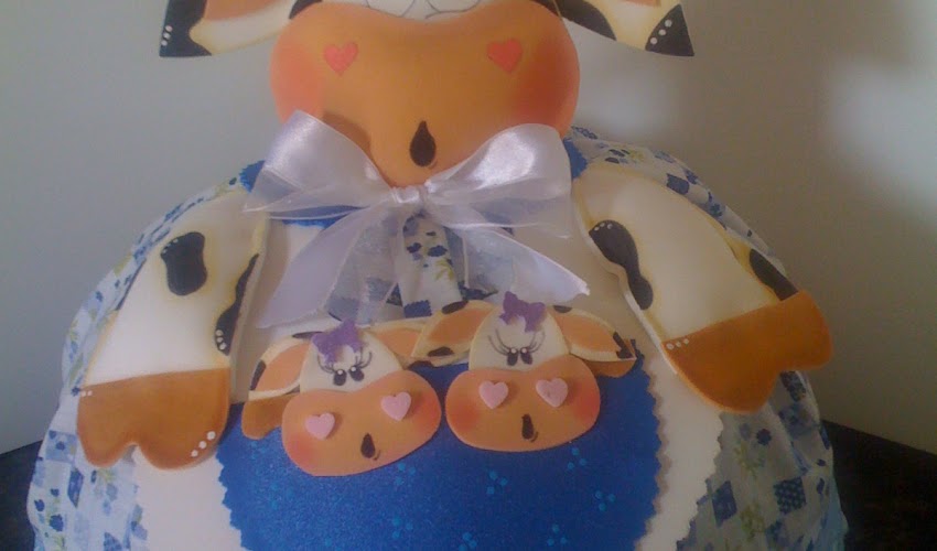 Cobre bolo de vaquinha com molde