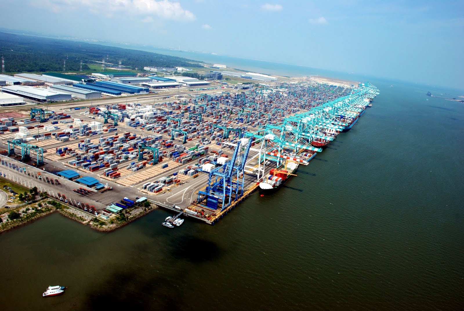 Port matching. Танджунг Пелепас. Tanjung Pelepas порт. Tianjin anch порт. Малайзия порт.