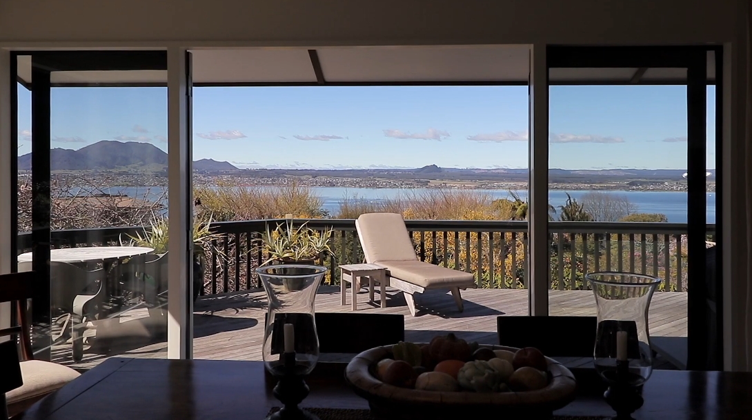 16 Interior Design Photos vs. 43 Mapara Rd, Acacia Bay, Taupo Luxury Home Tour