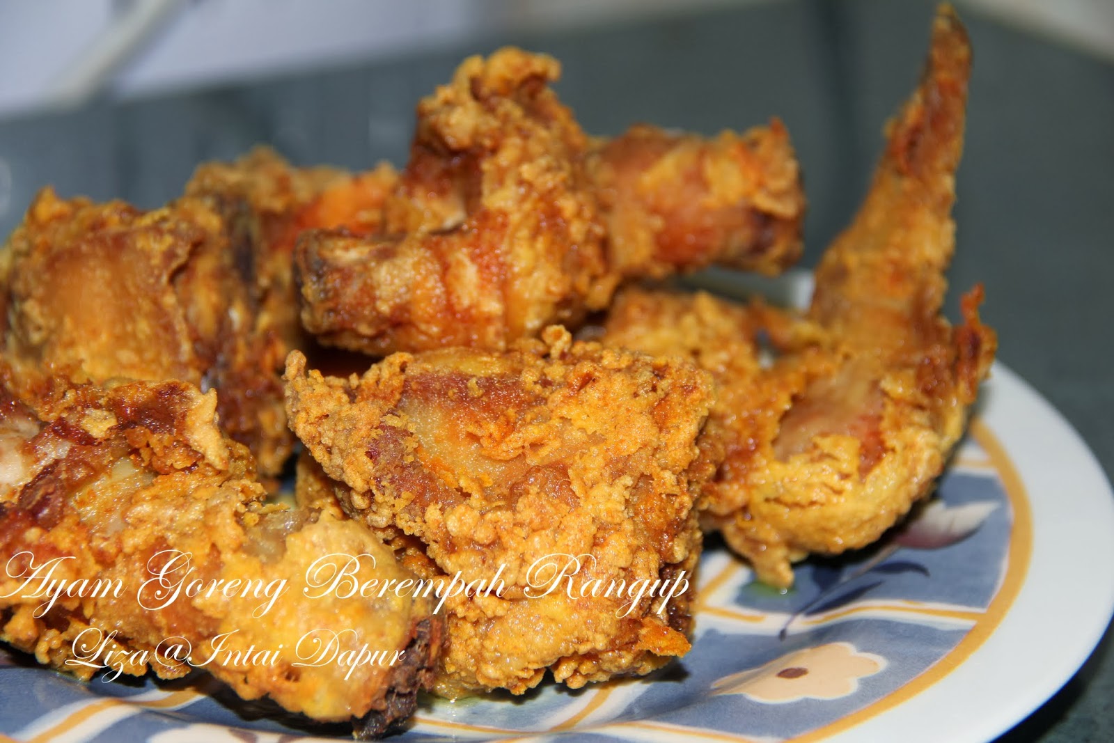 INTAI DAPUR: Ayam Goreng Berempah Rangup..