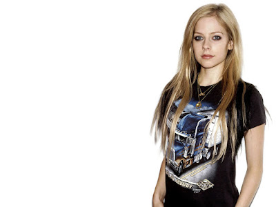 Fashion Girl Avril Lavigne Sexy Wallpapers