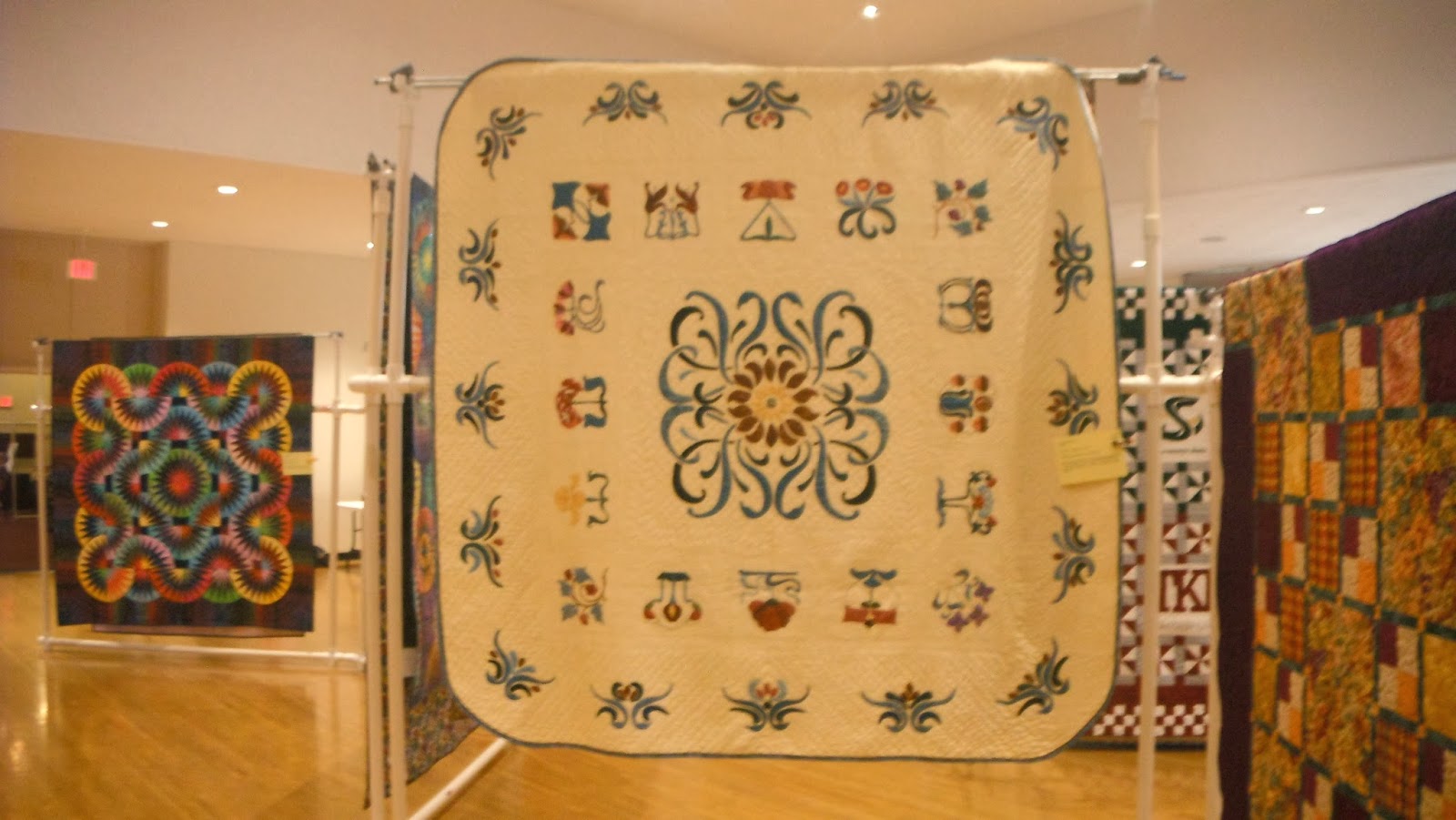 Beehive Quilts Sacramento's River City Quilt Guild Show 2013