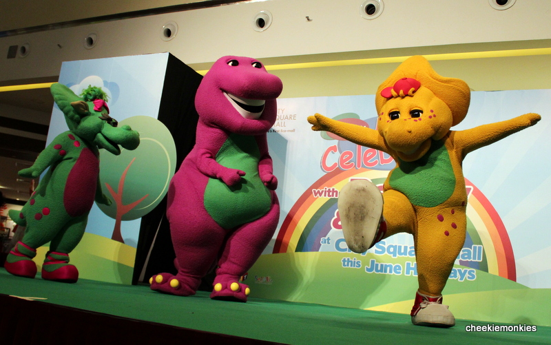 Cheekiemonkies: Singapore Parenting & Lifestyle Blog: Dancing Dinosaurs ...