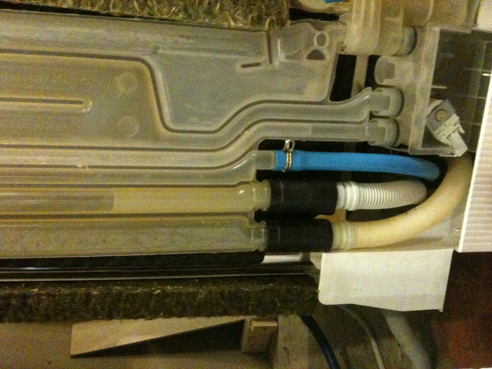 Mostly Fixing... Bosch Dishwasher Draining Problem Fixed!