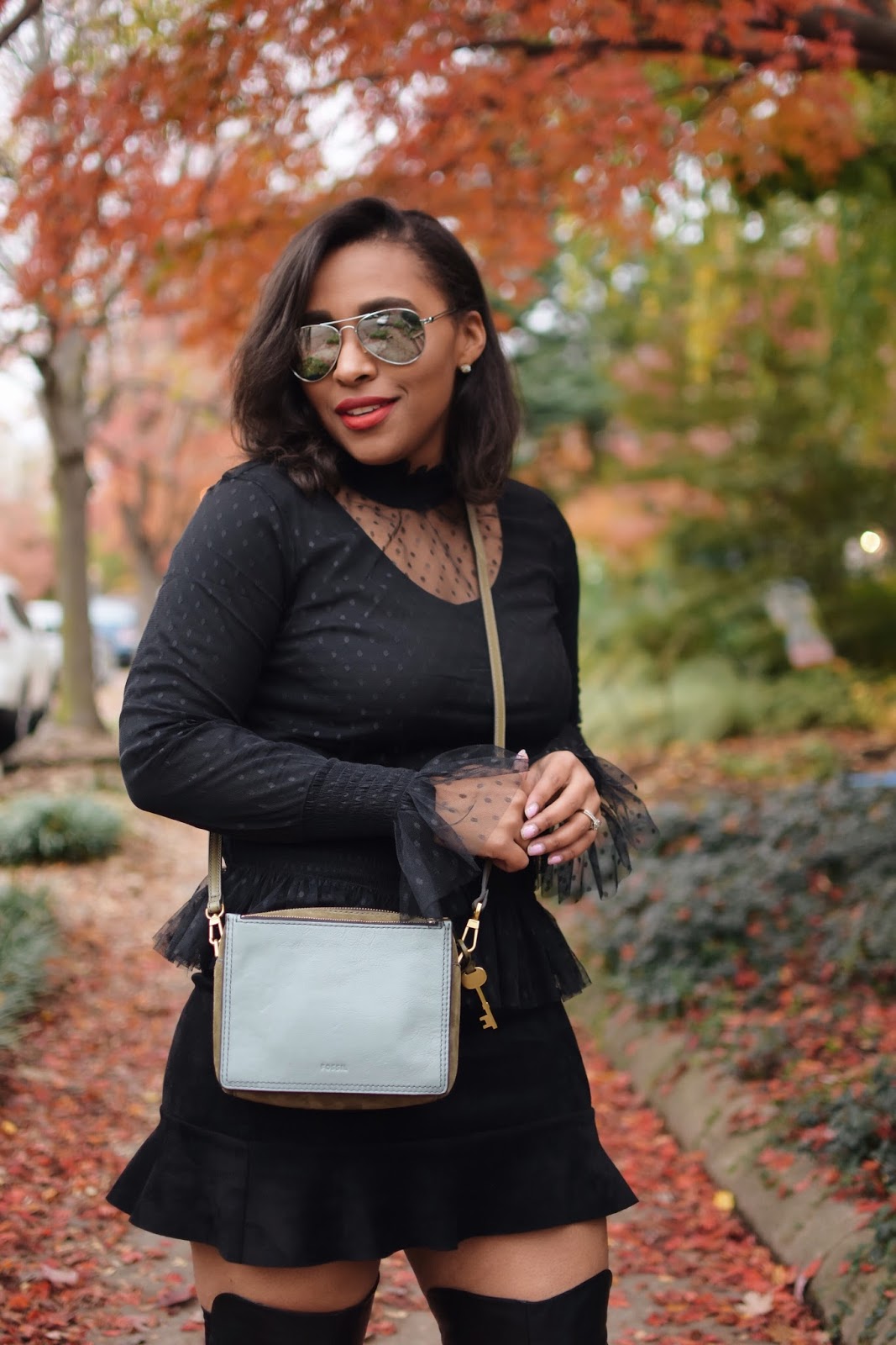All black look, over the knee boots, otk boots, thankful, thanksgiving, rainbow shops, forever21, dominican blogger, latina blogger, fossil purses, fall foilage