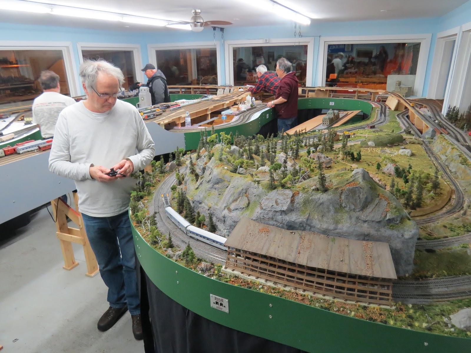 Winnipeg Model Railroad Club Gateway Western Railway featured on Shaw