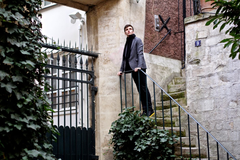 BLOG-MODE-HOMME_AMERICAN-COLLEGE-SNEAKERS_AMERICAN-VINTAGE-JACKET_CHEAP-MONDAY-JEANS_AEON-Watch_UNIQLO-Scarf_PARIS-MENSFASHION