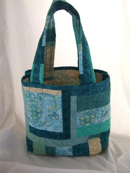 Crafty Sewing & Quilting: Hodgepodge Patchwork -- Cell Phone Purses